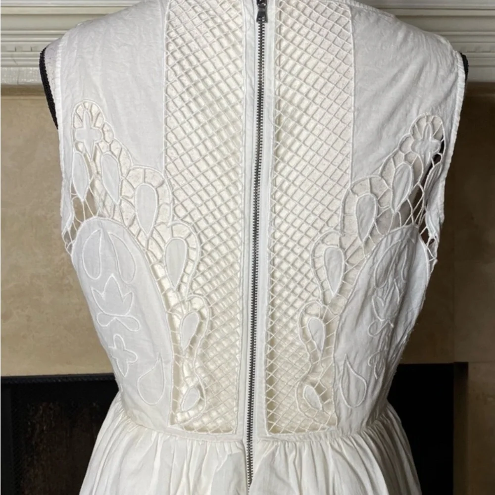 Alice + Olivia White Embroidered Cotton Dress size 8 - Picture 9 of 9
